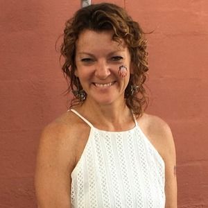 Meet your Posher, Cindy